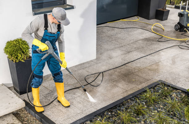 Best Deck Pressure Washing  in Hancock, MI